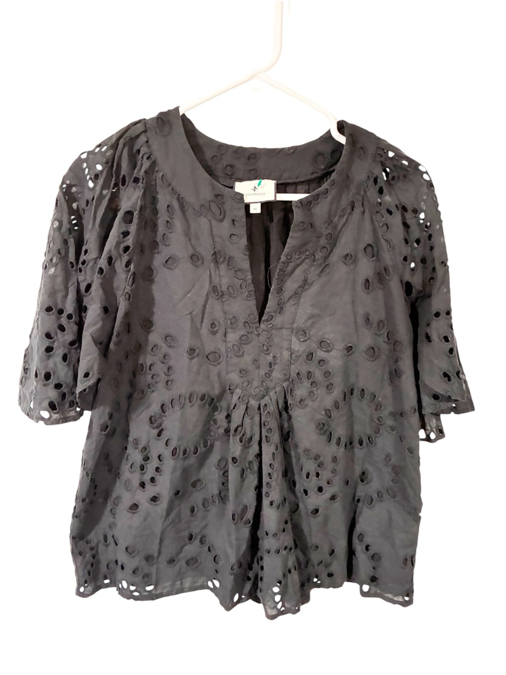 Tuckernuck Black Eyelet Finley Flutter Sleeve Top Cotton Size Medium